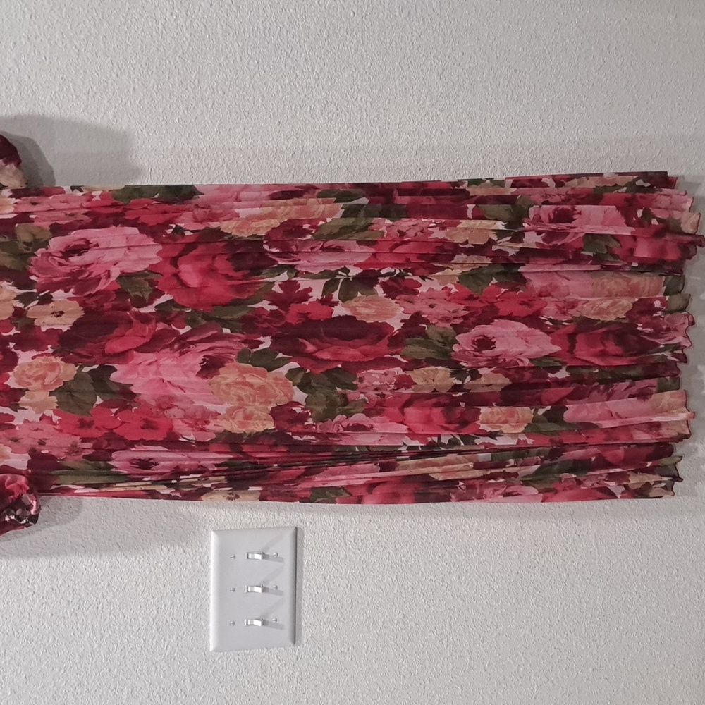 XSCAPE Floral Pleated Off-The-Shoulder Gown - Picture 5 of 10